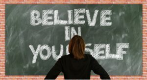 不倫が原因で自己肯定感が下がる時の対策は？