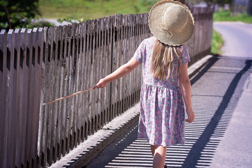 不倫が原因で離婚する際の子供への伝え方は？
