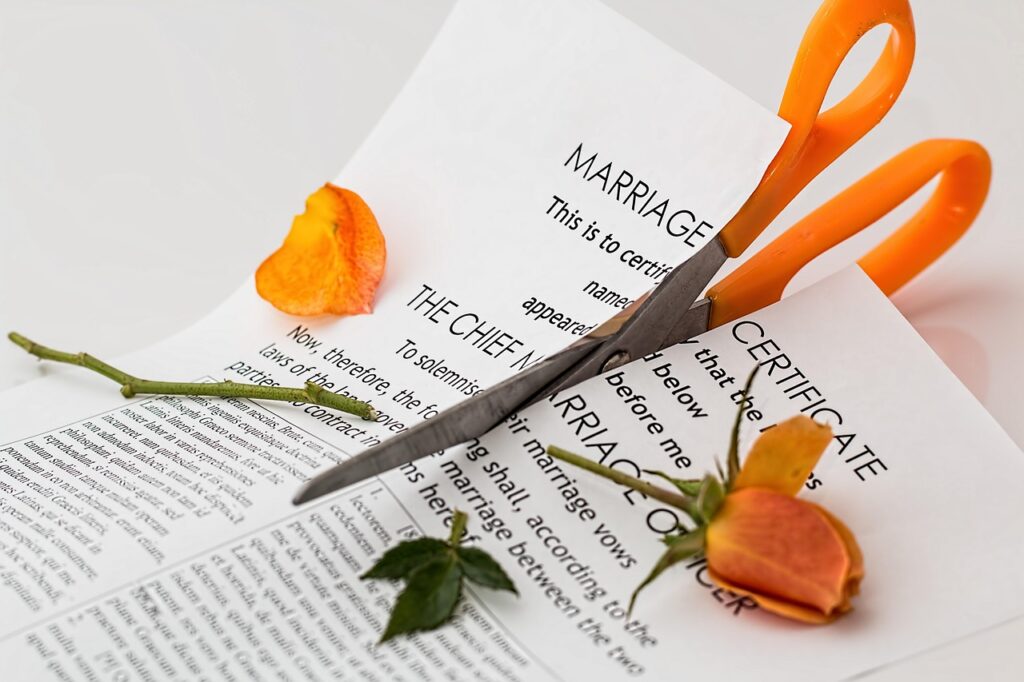 不倫が原因の離婚手続きを自分で行う方法は？