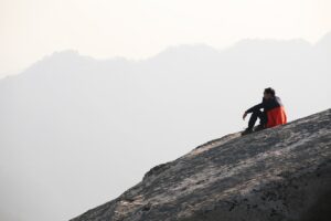 不倫の悩みを相談できる場所はどこで聞いてもらえる？